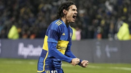 Destello de calidad: así fue el golazo que anotó Edinson Cavani ante Banfield