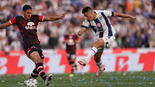 Talleres e Instituto igualaron en un clásico caliente: 1 a 1 en el Kempes 