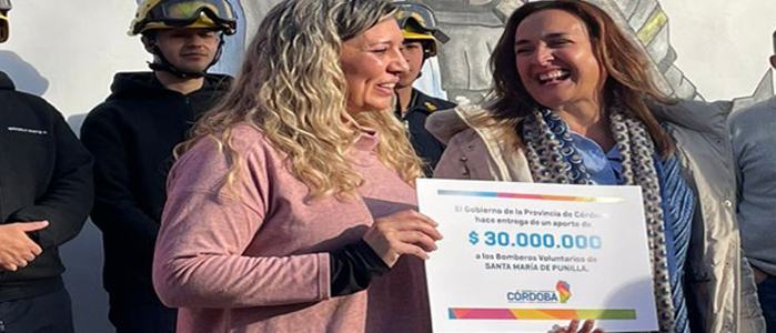 Myrian Prunotto visito a los Bomberos de Santa Maria